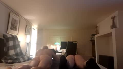robbertnl online show from July 29, 1:04 am