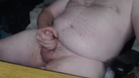 Snapshot of robert9955 chatting on April 16, 3:40 am Robert9955 online show from April 16, 3:40 am