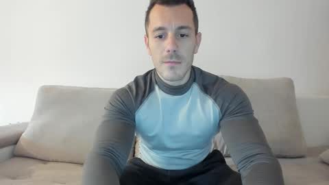 roberto4ever online show from March 12, 10:16 am