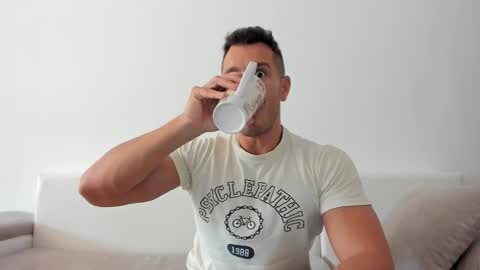 roberto4ever online show from September 13, 11:10 am