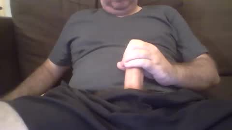 robmutant online show from February 7, 7:23 am