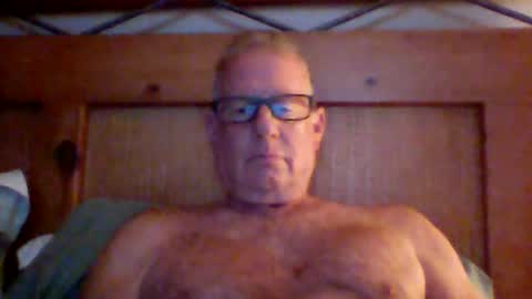 robo0000 online show from June 18, 6:02 am
