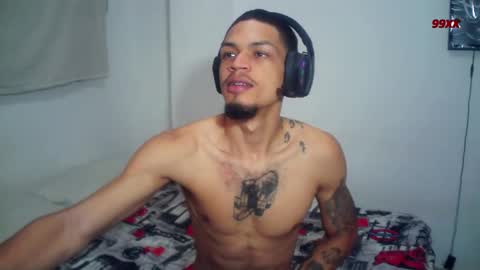 Snapshot of rocco99xx chatting on December 17, 2:23 pm Rocco online show from December 17, 2:23 pm