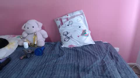 Rochelle online show from November 14, 7:23 pm