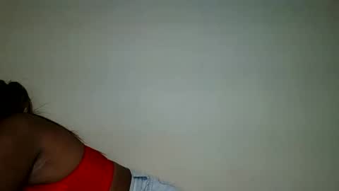 rochellinah online show from June 1, 1:35 pm