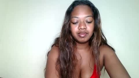 rochellinah online show from July 10, 12:30 pm