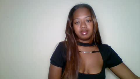 rochellinah online show from July 26, 11:50 am