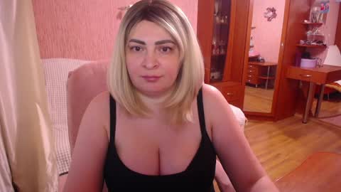 Rocknlinxx online show from May 31, 3:41 pm