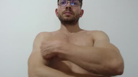 Snapshot of rocky_muscle chatting on February 25, 2:32 am rocky muscle online show from February 25, 2:32 am