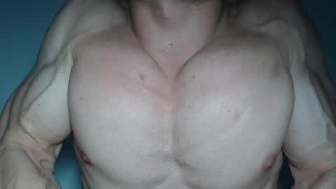 Snapshot of rocky_muscle chatting on March 1, 4:14 am rocky muscle online show from March 1, 4:14 am