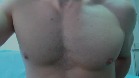 Snapshot of rocky_muscle chatting on June 22, 3:42 pm rocky muscle online show from June 22, 3:42 pm