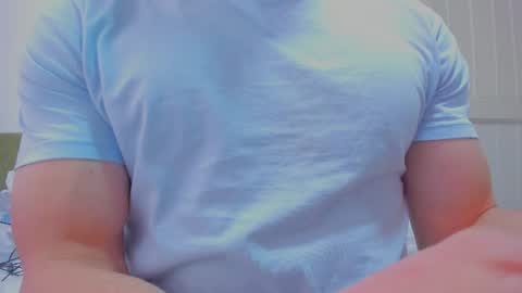 Snapshot of rocky_muscle chatting on July 28, 5:56 pm rocky muscle online show from July 28, 5:56 pm