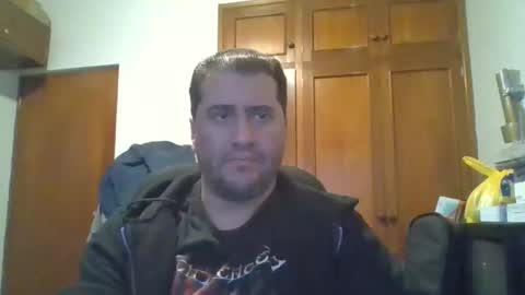 Snapshot of rodfer chatting on May 10, 10:42 am Rodfer online show from May 10, 10:42 am