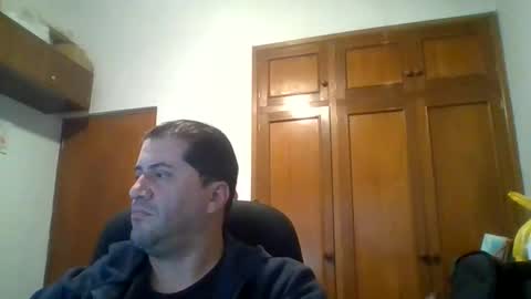 Snapshot of rodfer chatting on May 22, 10:43 am Rodfer online show from May 22, 10:43 am