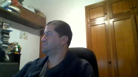 Snapshot of rodfer chatting on June 19, 8:29 am Rodfer online show from June 19, 8:29 am