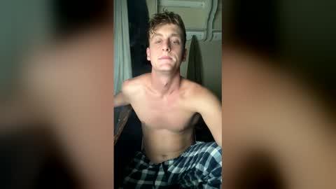 Snapshot of rodofra chatting on April 6, 3:46 pm rodofra online show from April 6, 3:46 pm