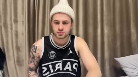 Rodrigo online show from November 2, 9:39 pm