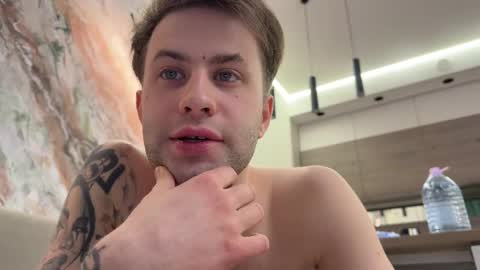 Rodrigo online show from April 28, 4:56 pm