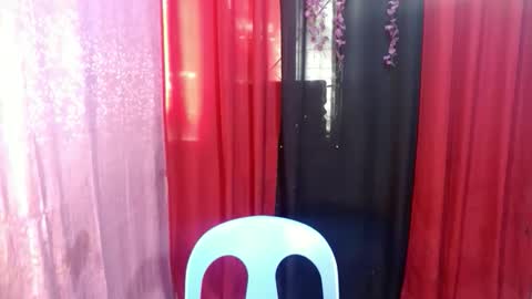 roianboyyy online show from May 28, 11:46 pm