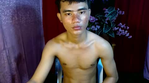 roianboyyy online show from July 23, 1:08 am