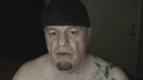 roinaz online show from December 9, 3:40 am