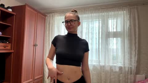 Alya online show from May 13, 11:07 am