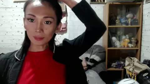 Snapshot of rona4all chatting on February 7, 7:27 pm ronababe online show from February 7, 7:27 pm
