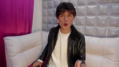 Ronald Thompson online show from March 2, 1:41 am