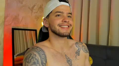 Ronny Colton online show from May 31, 1:25 am