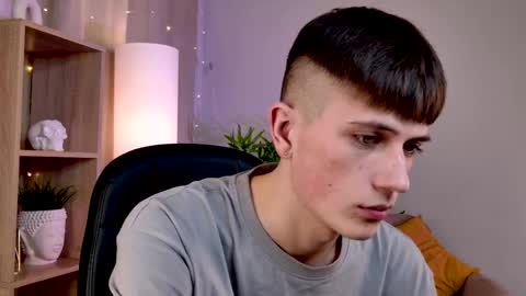 Rony online show from February 9, 7:40 pm