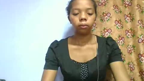 rosah225127 online show from April 19, 3:28 am