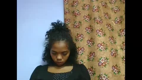 rosah225127 online show from April 29, 5:30 pm