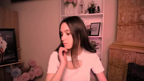 Rose online show from April 1, 6:03 am