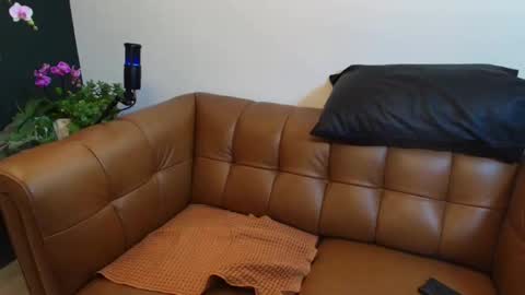 Rosalie Caine online show from March 2, 12:35 am