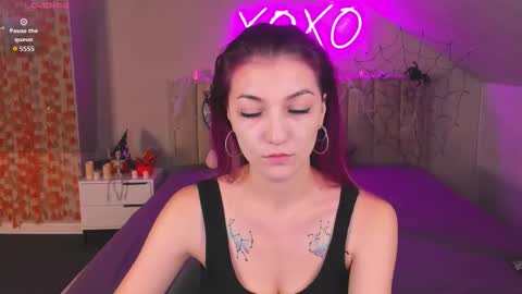 Snapshot of rose_dixon chatting on October 31, 12:00 am Kimberlly online show from October 31, 12:00 am