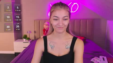 Snapshot of rose_dixon chatting on November 19, 12:43 am Kimberlly online show from November 19, 12:43 am