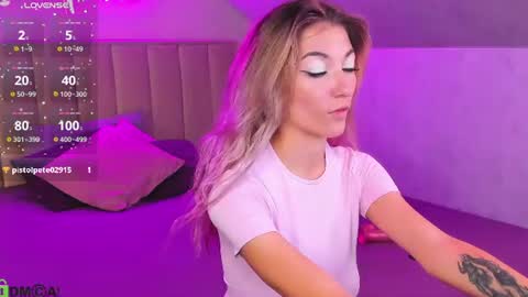 Kimberlly online show from July 15, 11:43 pm