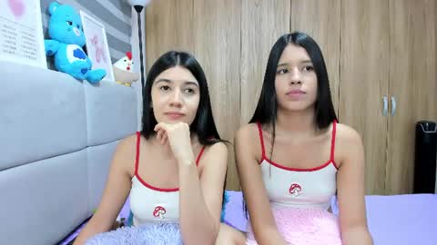 Snapshot of roseandmiah chatting on July 19, 3:32 am Rose y Miah online show from July 19, 3:32 am