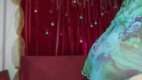 Lyla OF roselinedior online show from December 22, 2:14 pm