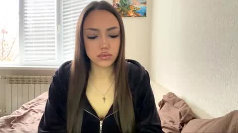 Snapshot of rosenavillifana chatting on November 6, 11:22 am Mimi online show from November 6, 11:22 am