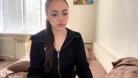 Snapshot of rosenavillifana chatting on November 12, 11:32 am Mimi online show from November 12, 11:32 am