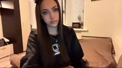 Snapshot of rosenavillifana chatting on November 28, 1:58 pm Mimi online show from November 28, 1:58 pm