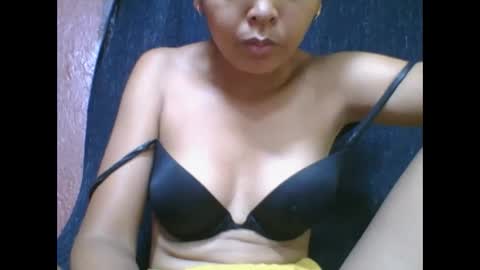 rosia685234 online show from February 9, 3:32 am