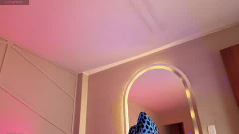 rossiie_hunt_ online show from June 24, 12:26 pm