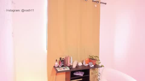 Im Ross   online show from January 20, 10:15 pm