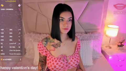 Snapshot of rouse_benett27 chatting on February 15, 1:57 am online show from February 15, 1:57 am