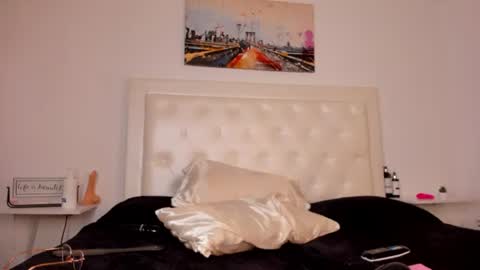 rouse_sexy_hotxx77 online show from June 14, 4:09 pm