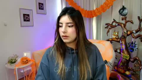 Rousee online show from October 23, 1:32 pm