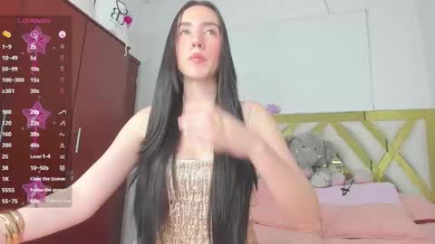 Snapshot of rousee_yarelds chatting on January 18, 4:38 am rousee_yarelds online show from January 18, 4:38 am