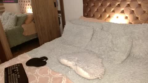 Snapshot of rouss_henao chatting on February 25, 5:36 pm Rouss marie henao online show from February 25, 5:36 pm